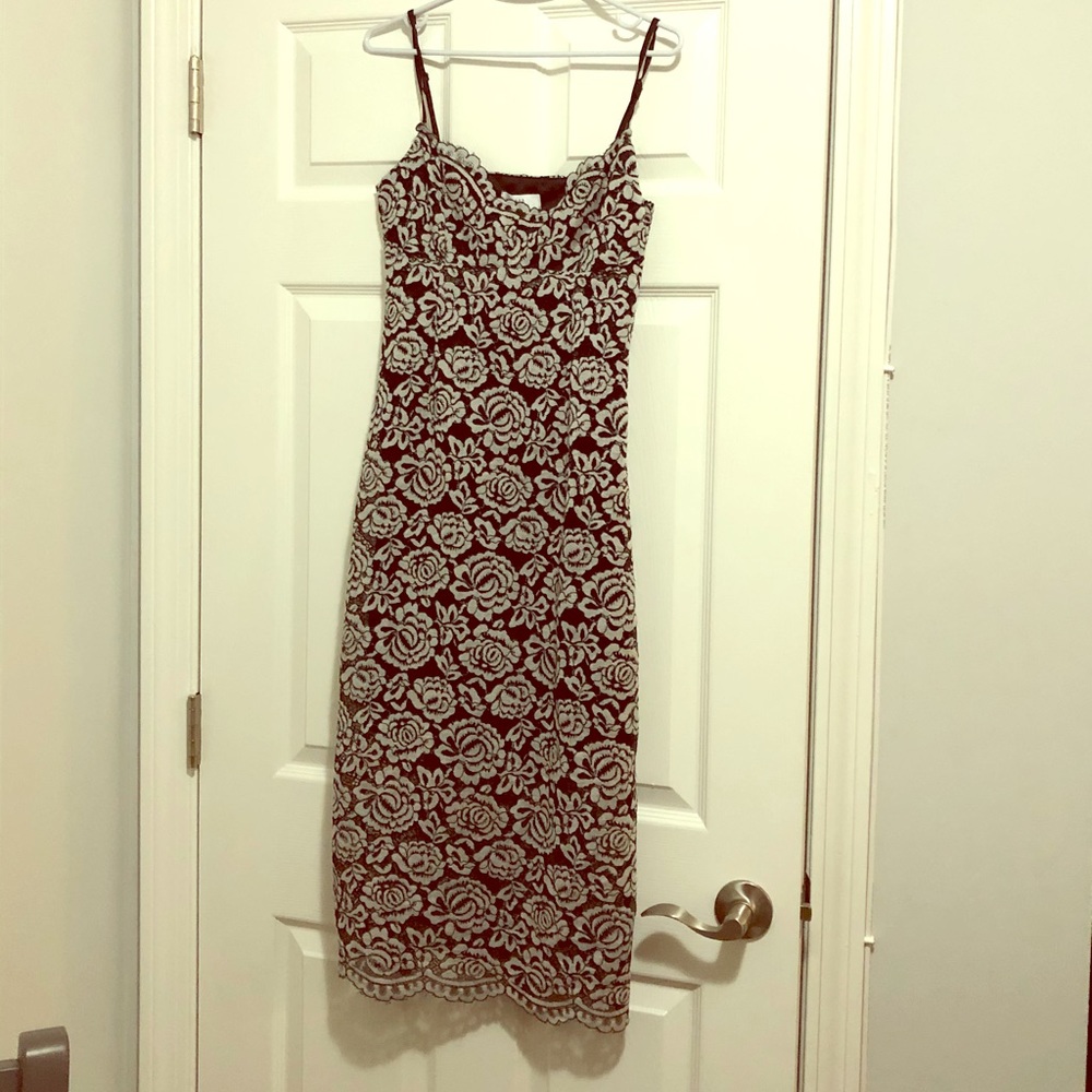NSR lace midi dress